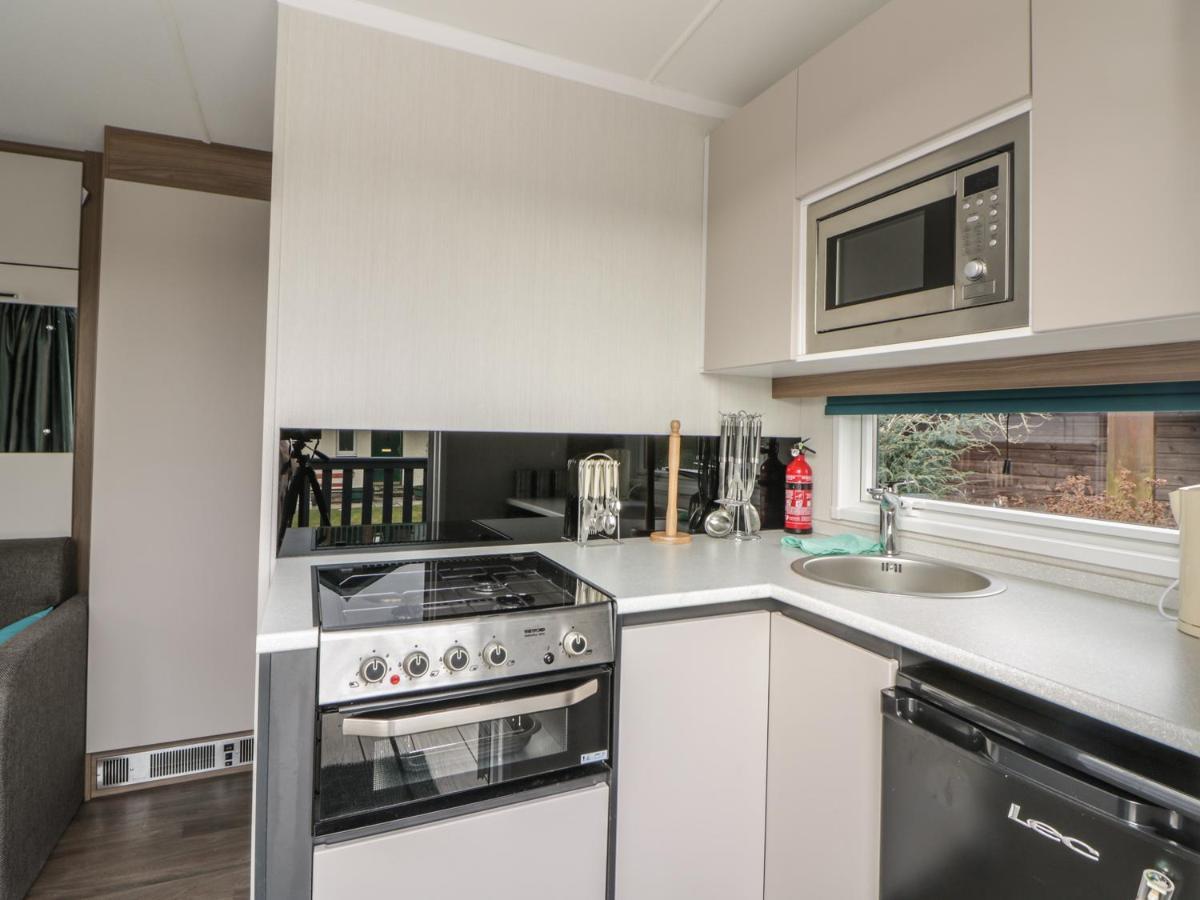 Cabin At The Tavern Villa Blairgowrie and Rattray Esterno foto